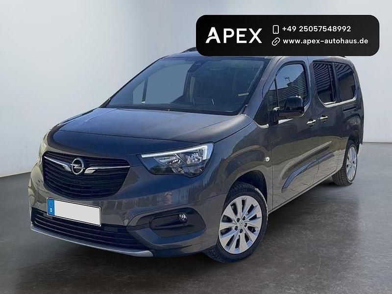 Grau Gebraucht 2022 Opel Combo Life Ultimate Van / Kleinbus | 24.750 € (Etwas zu teuer) - Bild 1/4