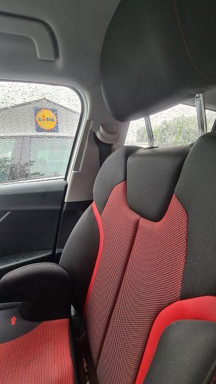 Gebraucht Audi Q2 Sport 116 PS (85 kW) 2017 Weiß SUV