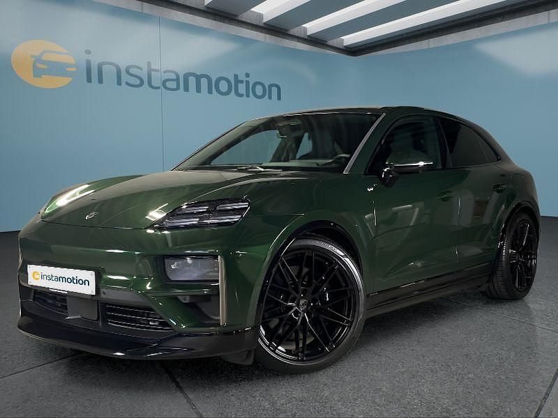 Grün Gebraucht 2024 Porsche Macan Turbo SUV | 115.099 € (Etwas zu teuer) - Bild 1/4