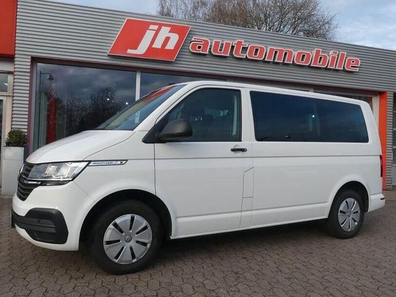 Usado VW Multivan 110 CV (80 kW) 2020 Blanco Monovolumen