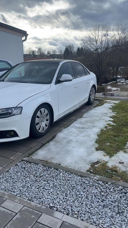 Gebraucht Audi A4 143 PS (105 kW) 2008 Weiß Limousine
