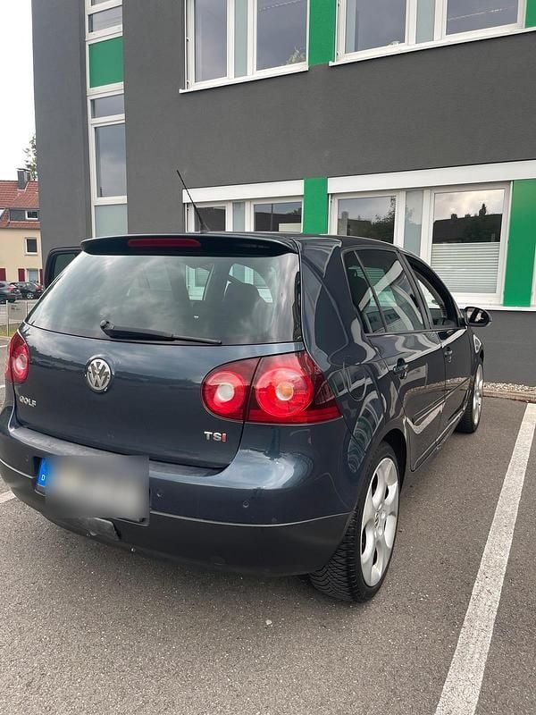 Blau Gebraucht 2008 VW Golf V Kleinwagen | 1.999 € (Guter Preis) - Bild 1/4