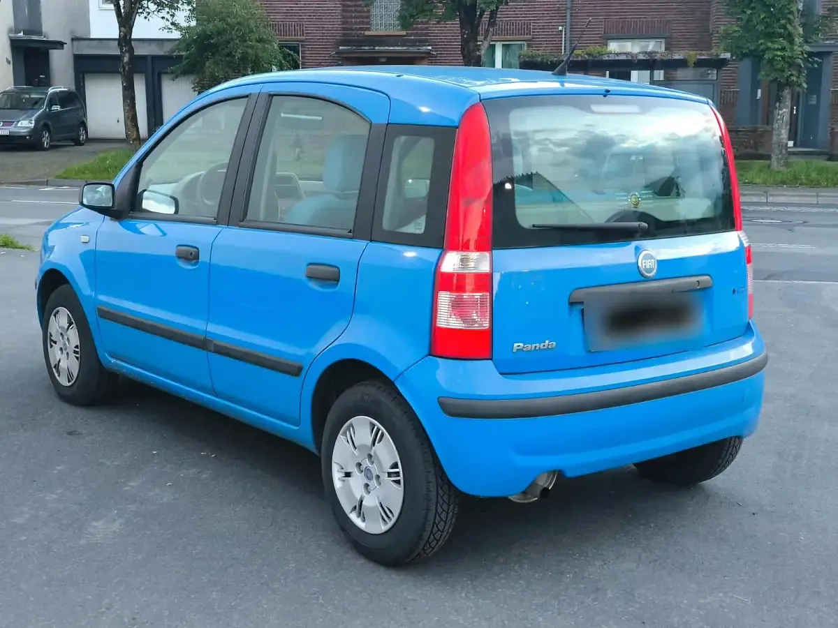 Używany Fiat Panda 60 KM (44 kW) 2004 Niebieski Hatchback