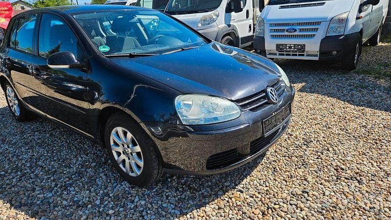 Schwarz Gebraucht 2006 VW Golf V Trendline Limousine | 1.190 € - Bild 1/4