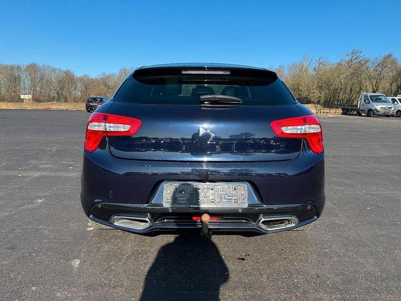 Gebraucht DS Automobiles DS5 179 PS (131 kW) 2016 Blau Kleinwagen