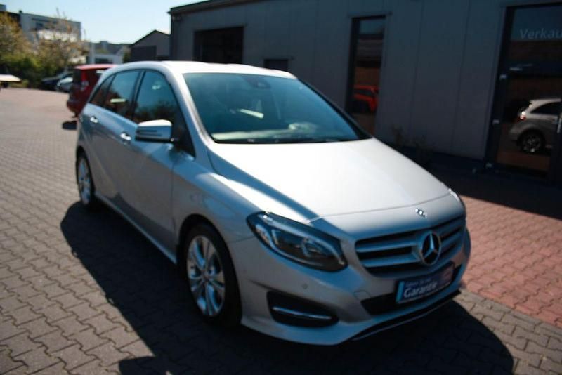 Brugt Mercedes B200 156 HK (114 kW) 2015 Sølv MPV