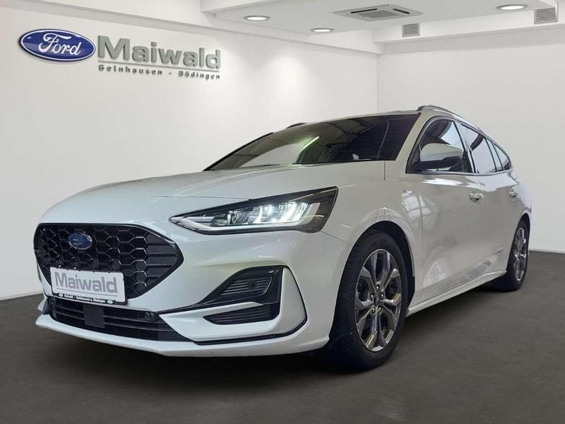 Gebraucht Ford Focus ST-Line X 155 PS (114 kW) 2024 Frostweiß Kombi