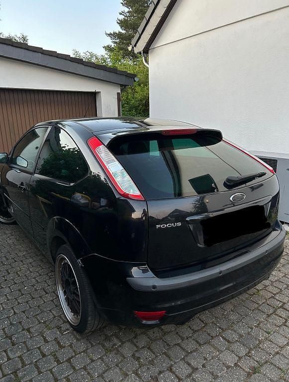 Schwarz Gebraucht 2007 Ford Focus Cabriolet Titanium Cabrio | 3.300 € (Guter Preis) - Bild 1/4