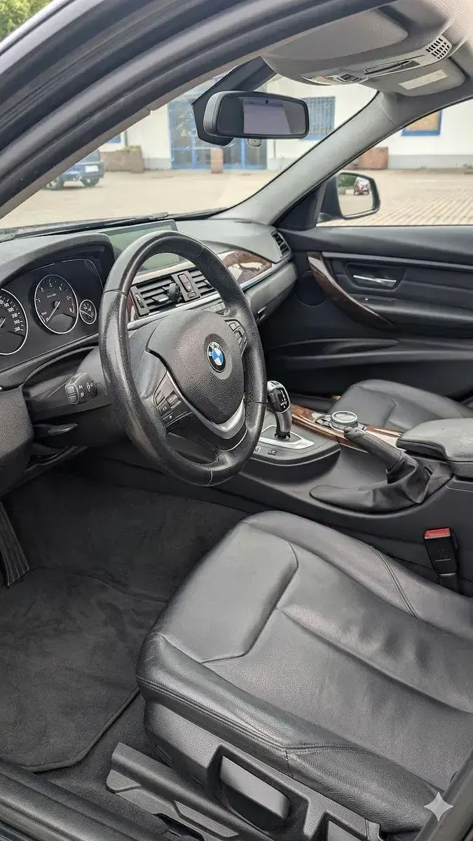 Gebraucht BMW 320 Performance 184 PS (135 kW) 2013 Schwarz Kombi