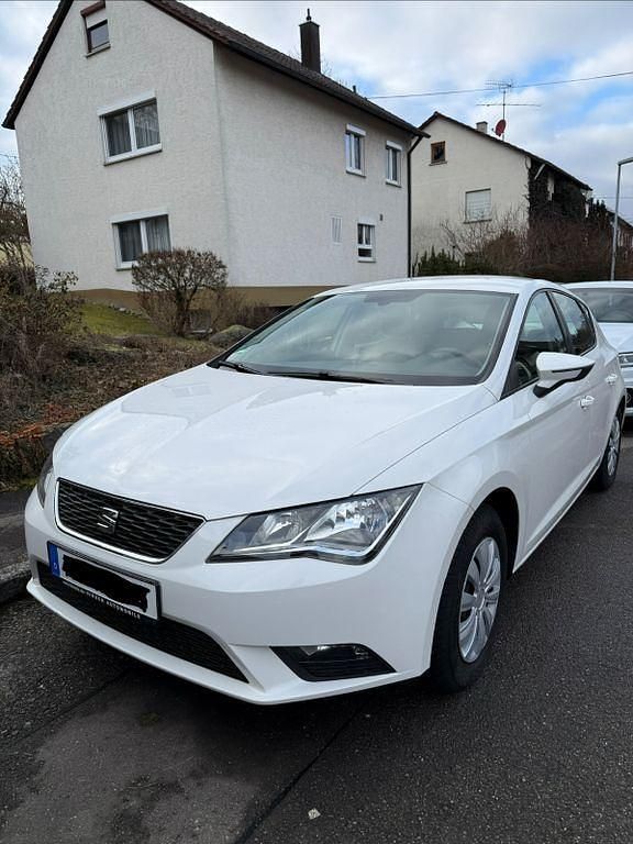 Gebraucht Seat Leon Style 105 PS (77 kW) 2015 Weiß Limousine