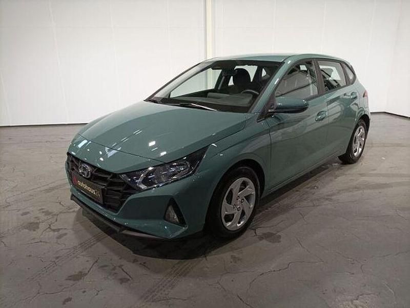 Gebraucht Hyundai i20 Select 84 PS (61 kW) 2023 Grün Kleinwagen