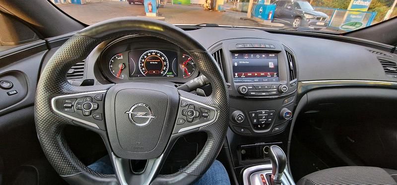 Silber Gebraucht 2015 Opel Insignia Limousine | 5.900 € (Guter Preis) - Bild 1/4