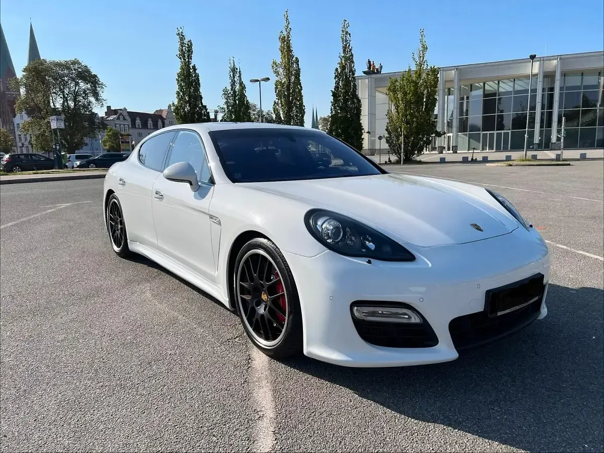 Gebraucht Porsche Panamera Turbo Sport 500 PS (367 kW) 2012 Weiß Kleinwagen