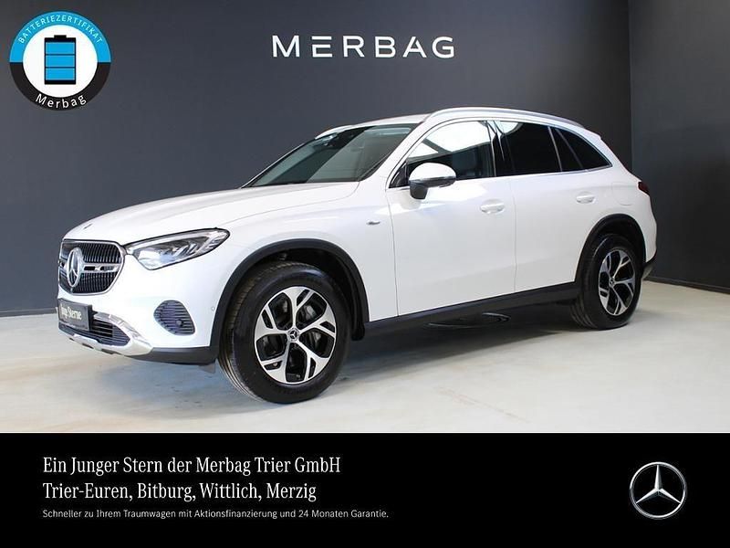 Weiß Gebraucht 2025 Mercedes GLC300e Avantgarde SUV | 58.960 € (Teuer) - Bild 1/4