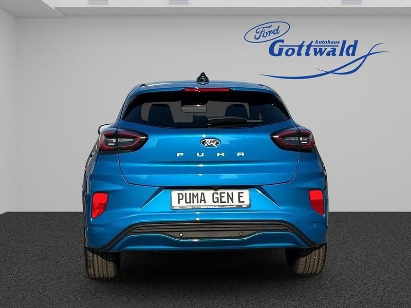 Neu Ford Puma Gen-E Premium 124 kW (169 PS) 2025 Digital aqua blue SUV