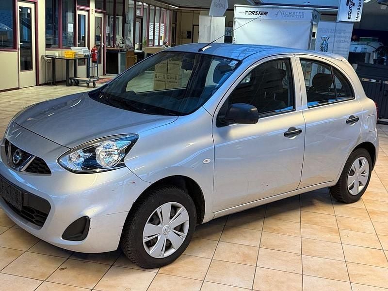 Gebraucht Nissan Micra Acenta 80 PS (58 kW) 2015 Silber Limousine