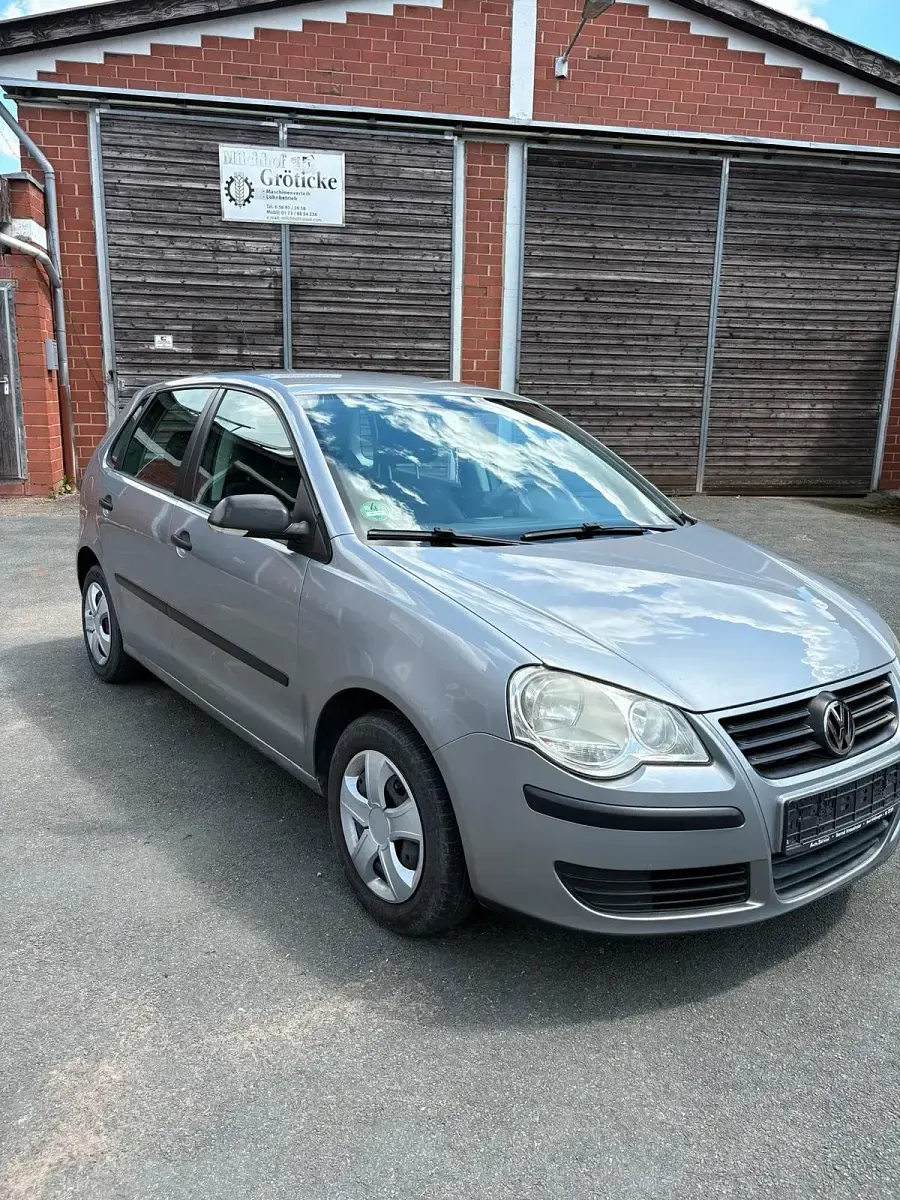 Gebraucht VW Polo 80 PS (58 kW) 2007 Grau Kleinwagen