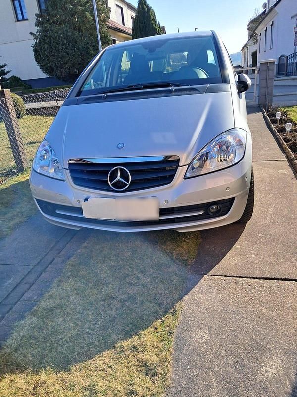 Gebraucht Mercedes A170 116 PS (85 kW) 2009 Silber Kleinwagen