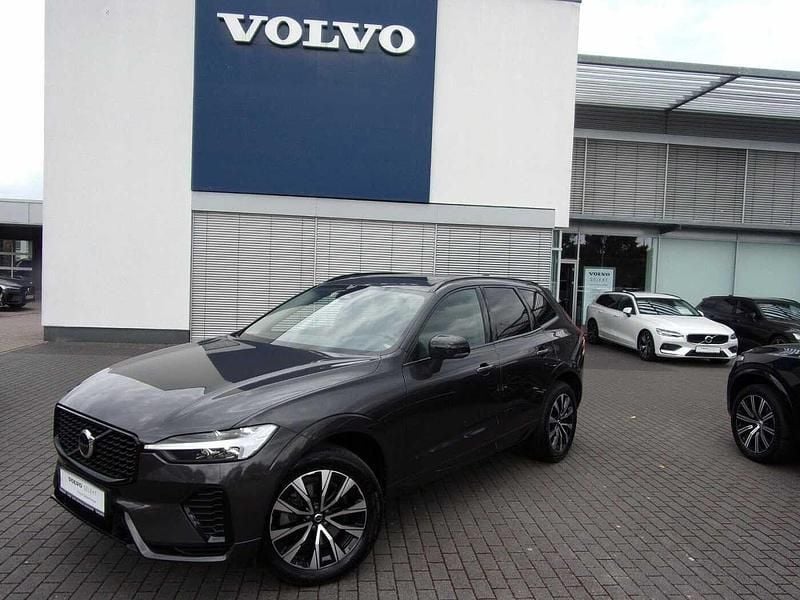 Grau Gebraucht 2023 Volvo XC60 Plus SUV | 39.900 € (Fairer Preis) - Bild 1/4