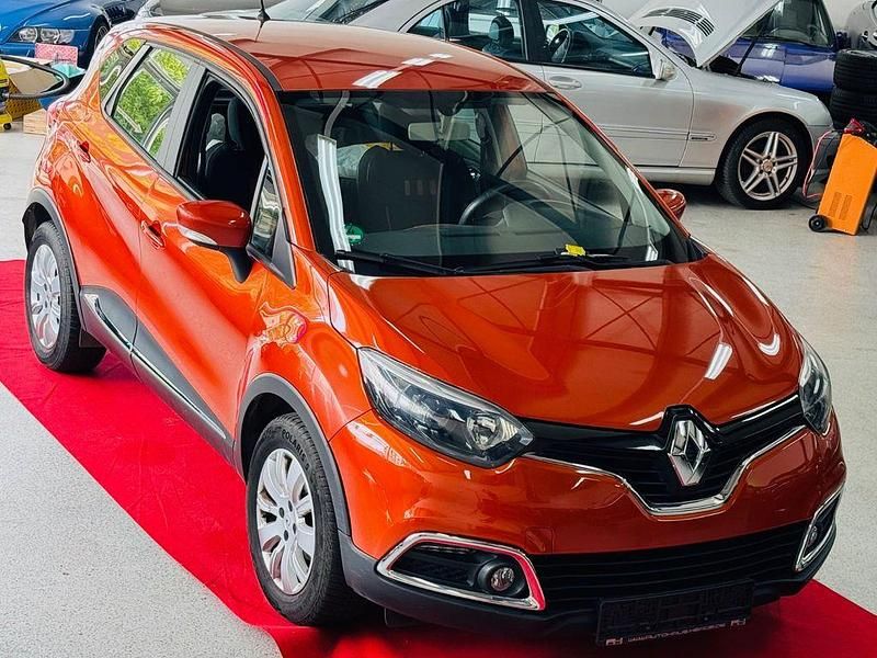 Orange Gebraucht 2014 Renault Captur Dynamique SUV | 7.390 € (Fairer Preis) - Bild 1/4