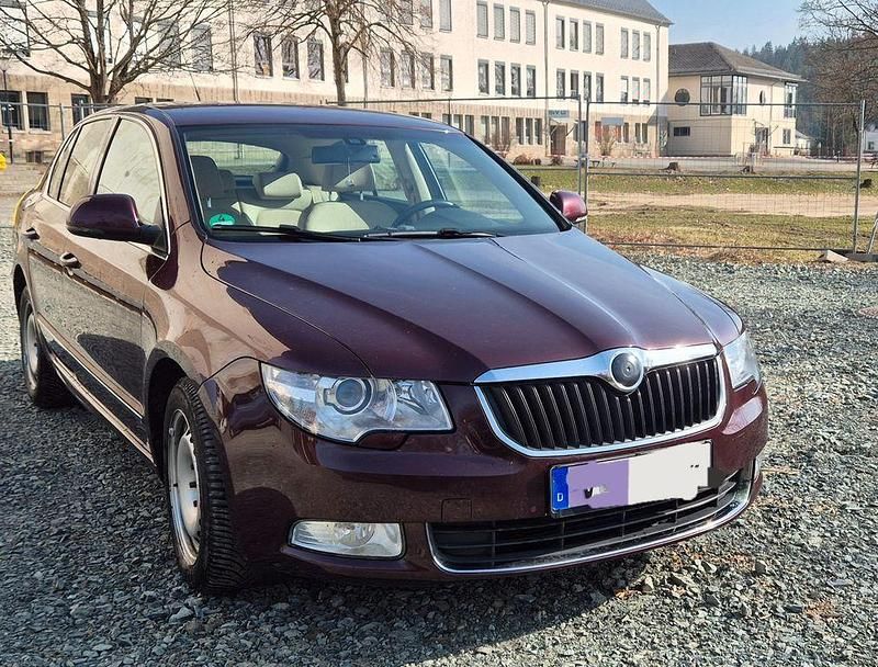 Gebraucht Skoda Superb Elegance 170 PS (125 kW) 2008 Rot Limousine