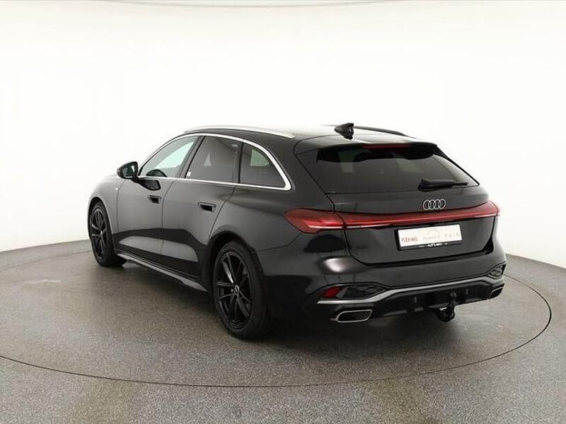 Neu Audi A5 S-Line 150 PS (110 kW) 2026 Schwarz Kombi