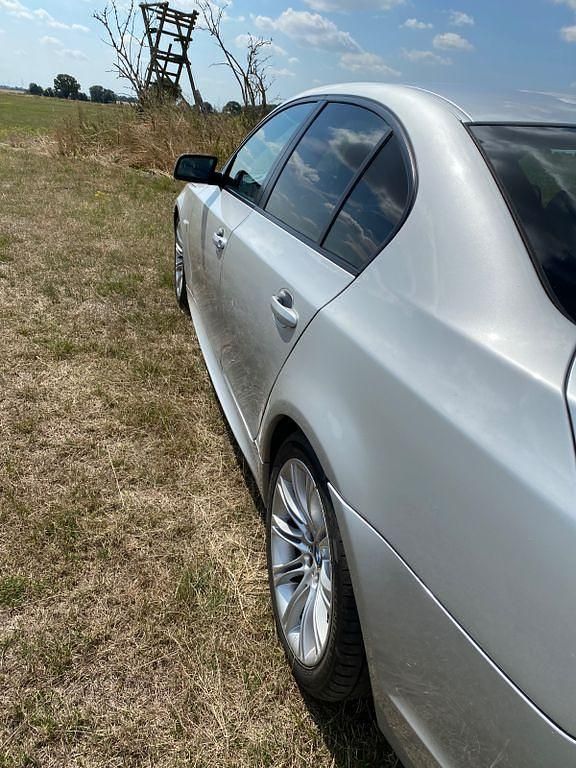 Gebraucht BMW 530 Performance 258 PS (189 kW) 2006 Silber Limousine