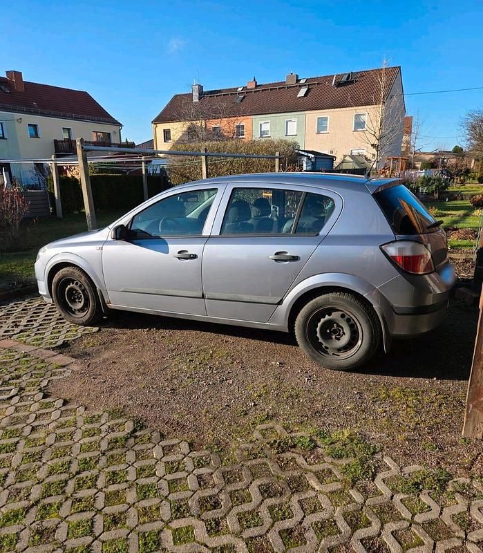 Gebraucht Opel Astra 90 PS (66 kW) 2004 Grau Limousine
