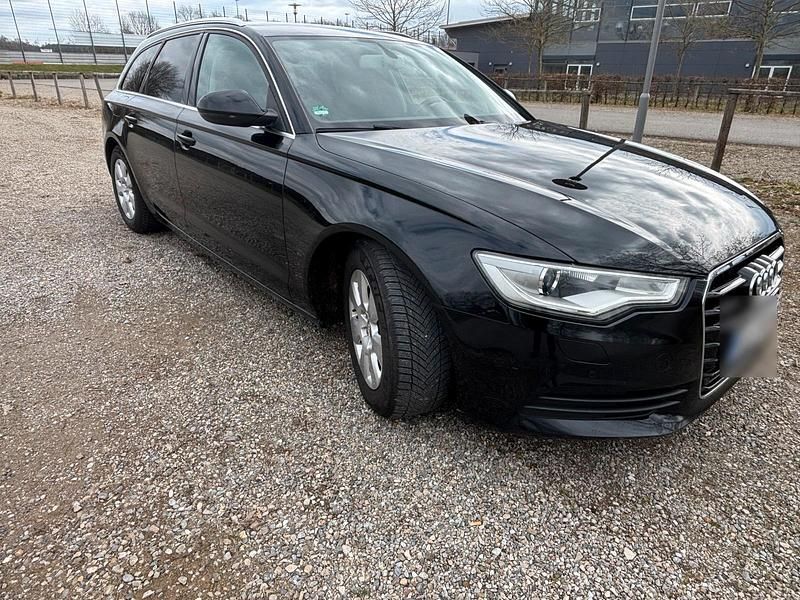 Gebraucht Audi A6 177 PS (130 kW) 2013 Schwarz Kombi