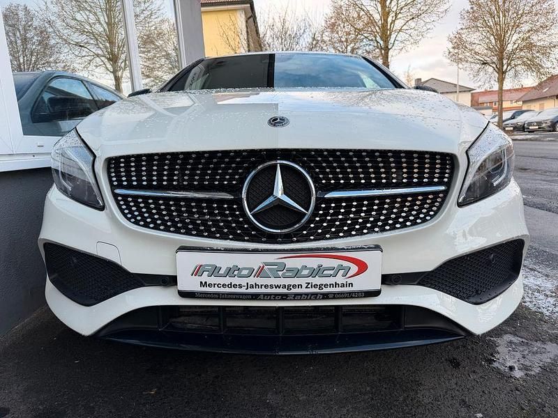 Gebraucht Mercedes A200 AMG 156 PS (114 kW) 2017 Weiß Limousine