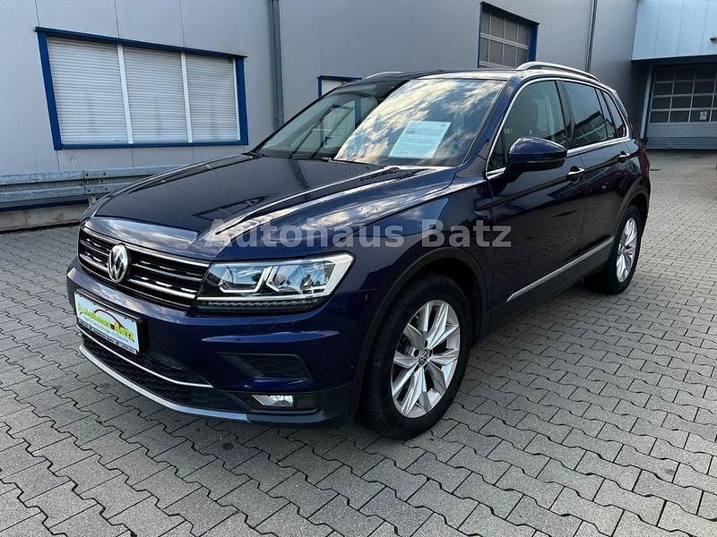 Blau Gebraucht 2018 VW Tiguan Highline SUV | 23.690 € (Fairer Preis) - Bild 1/4