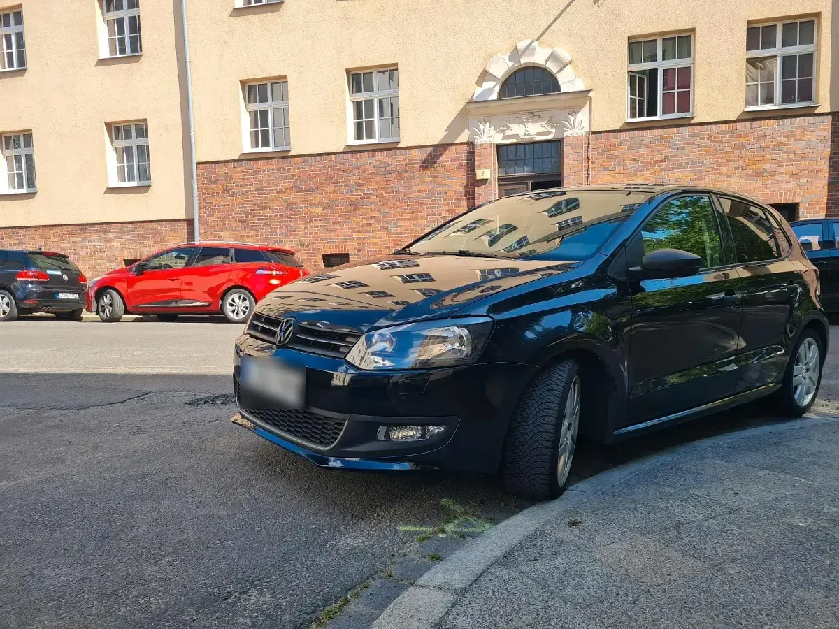 Gebraucht VW Polo 60 PS (44 kW) 2009 Schwarz Kleinwagen
