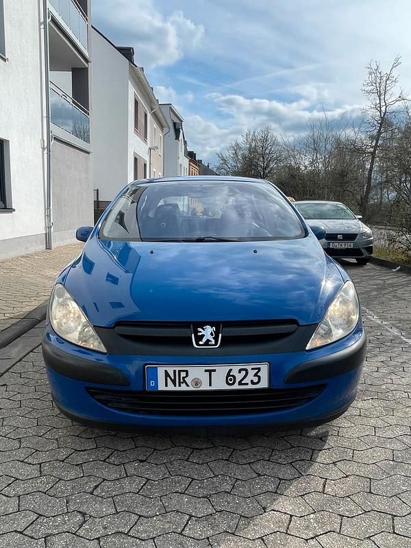 Gebraucht Peugeot 307 80 PS (58 kW) 2002 Blau Limousine