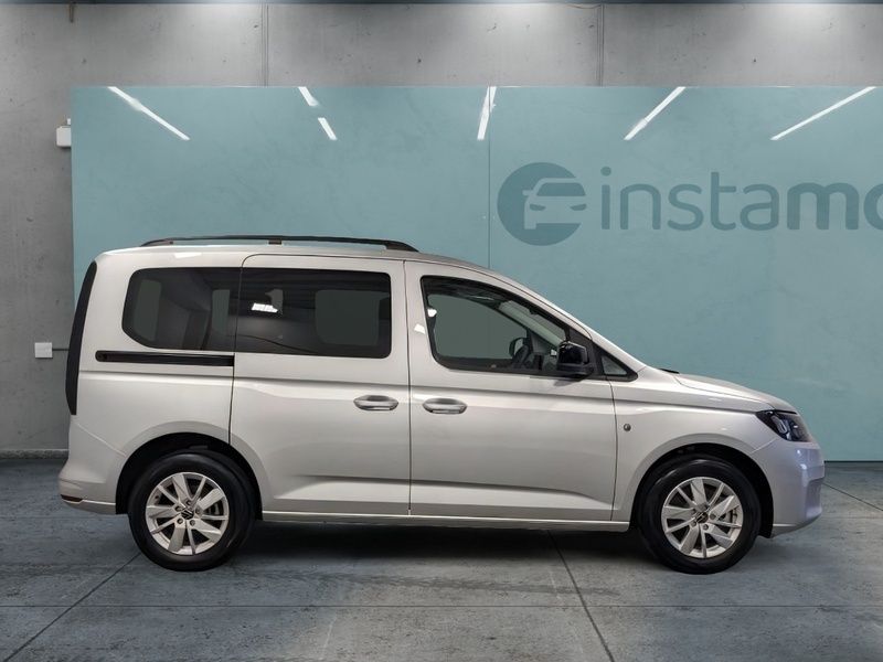 Gebraucht VW Caddy Life 114 PS (83 kW) 2024 Silber Van / Kleinbus