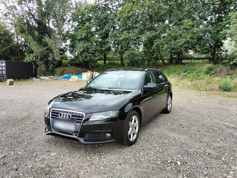 Schwarz Gebraucht 2011 Audi A4 Kombi | 5.600 € (Fairer Preis) - Bild 1/4