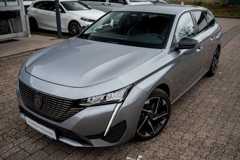 Grau Gebraucht 2022 Peugeot 308 Allure Kombi | 22.999 € (Fairer Preis) - Bild 1/4