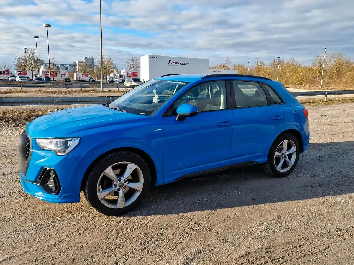 Gebraucht Audi Q3 S-Line 150 PS (110 kW) 2019 Andere farben SUV