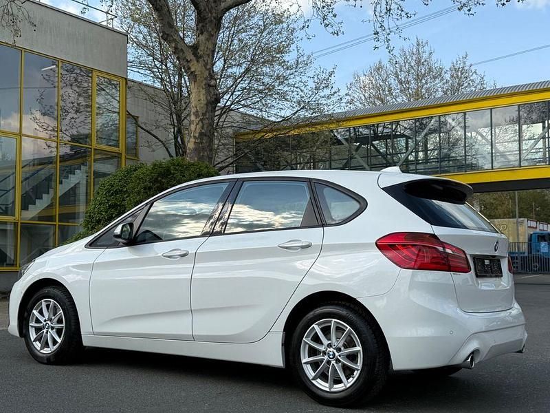 Gebraucht BMW 220 Advantage 192 PS (141 kW) 2019 Weiß Kombi