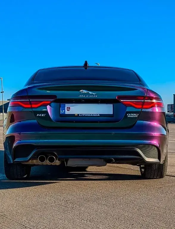 Gebraucht Jaguar XE S 179 PS (131 kW) 2019 Grau Limousine