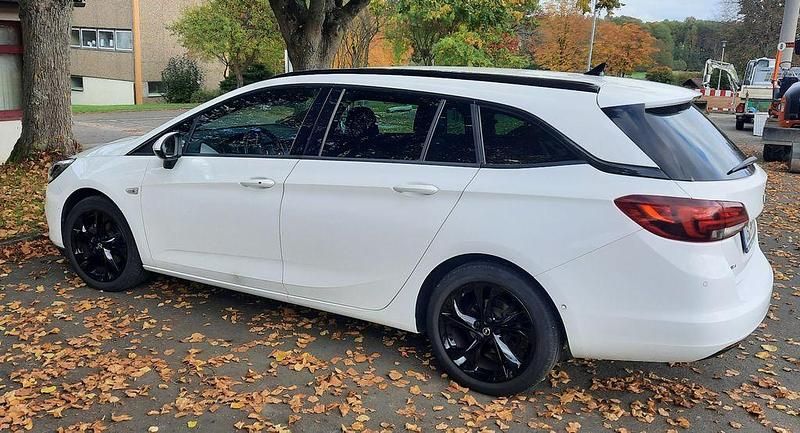 Gebraucht Opel Astra Ultimate 145 PS (106 kW) 2020 Weiß Kombi