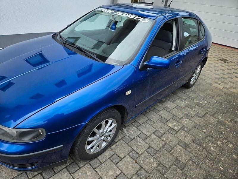 Gebraucht Seat Leon Stella 75 PS (55 kW) 2000 Blau Kleinwagen