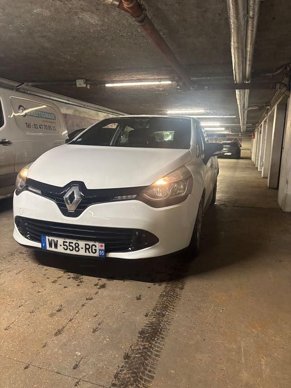 Gebraucht Renault Clio IV Dynamique 90 PS (66 kW) 2013 Weiß Limousine