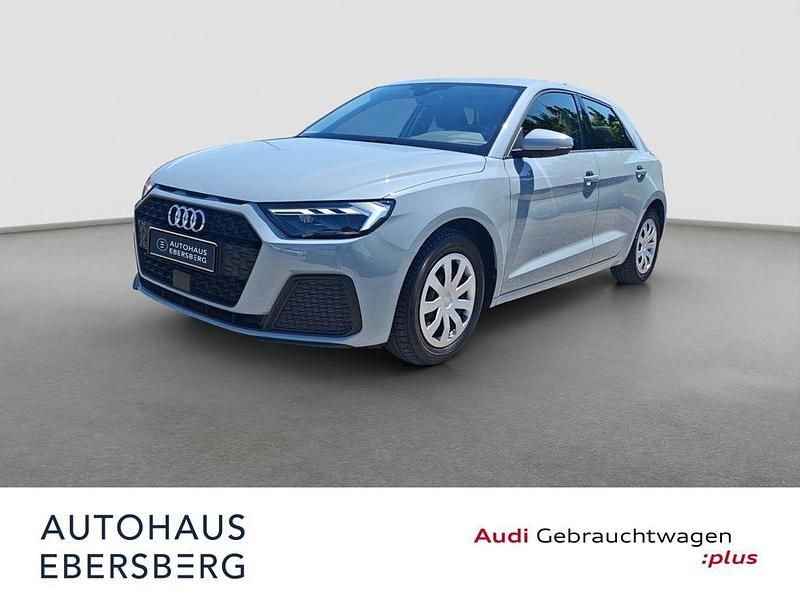 Grau Gebraucht 2022 Audi A1 Sportback Kleinwagen | 22.850 € (Fairer Preis) - Bild 1/4