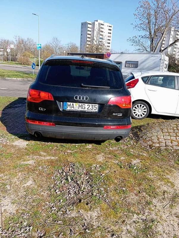 Second-hand Audi Q7 232 CP (170 kW) 2006 Negru SUV