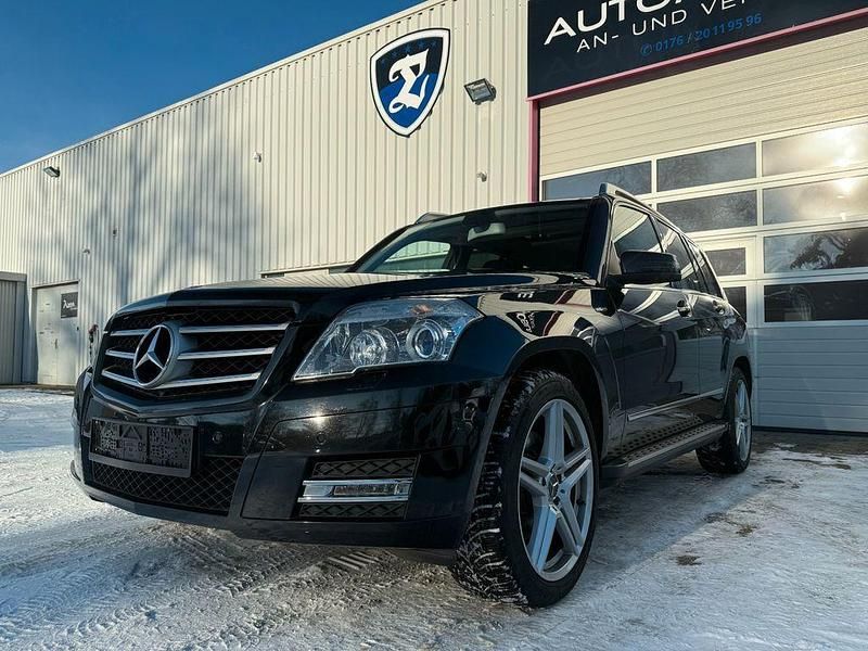 Gebraucht Mercedes GLK250 204 PS (150 kW) 2012 Schwarz SUV