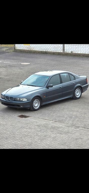 Gebraucht BMW 523 Performance 170 PS (125 kW) 1999 Schwarz Limousine