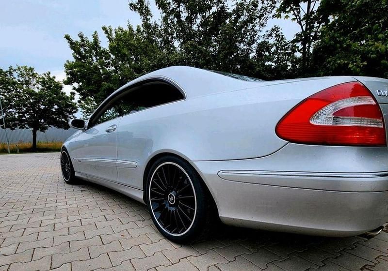 Gebraucht Mercedes CLK240 Elegance 170 PS (125 kW) 2002 Silber Coupé