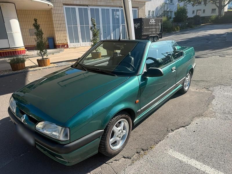 Gebraucht Renault 19 88 PS (64 kW) 1993 Grün Cabrio