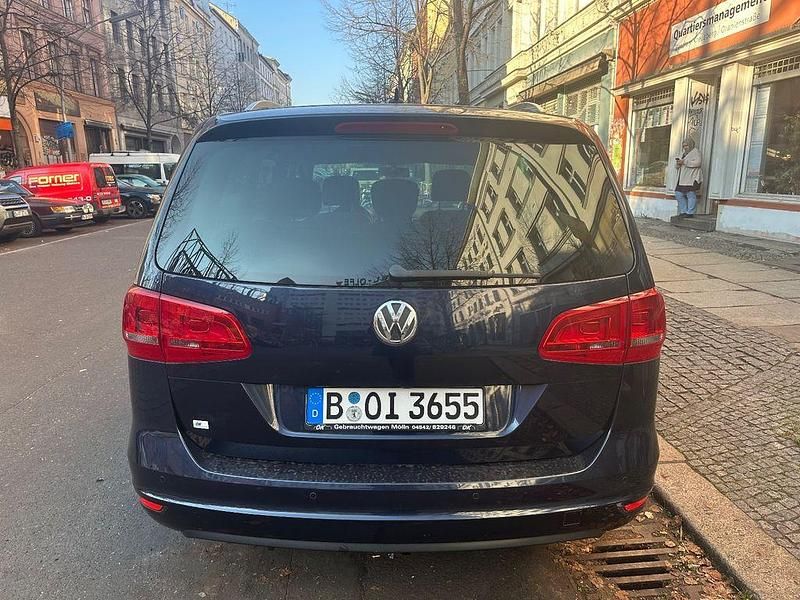 Gebraucht VW Sharan Highline 177 PS (130 kW) 2014 Blau Van / Kleinbus