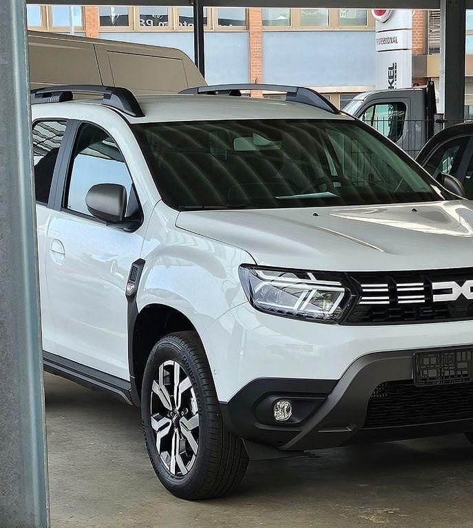 Gebraucht Dacia Duster Journey 101 PS (74 kW) 2024 Weiß SUV
